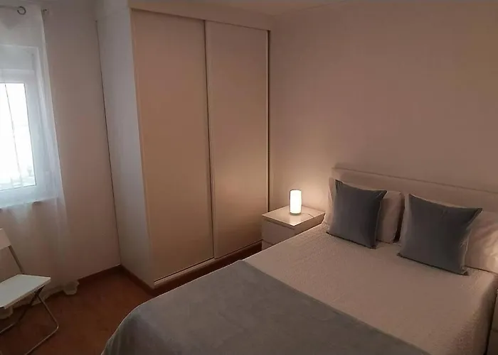 Apartment Lisboa/city/sunny Apar/metro/airport/wifi/air Cond *