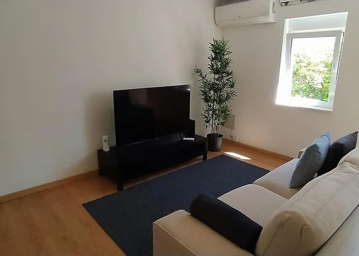 Lisboa/city/sunny Apar/metro/airport/wifi/air Cond *