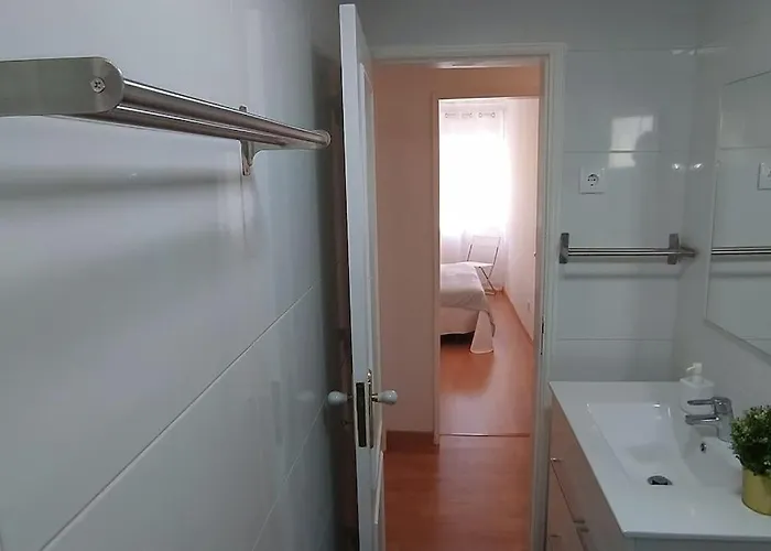 Lisboa/city/sunny Apar/metro/airport/wifi/air Cond Lejlighed *