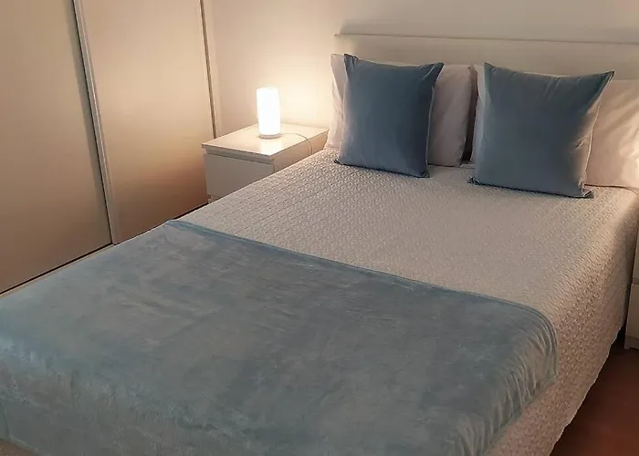 Lisboa/city/sunny Apar/metro/airport/wifi/air Cond * Lisbon